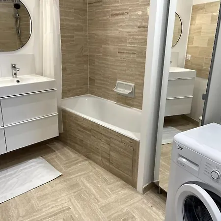 公寓 Beau T3 Cannes Marina Avec Piscine Mandelieu
